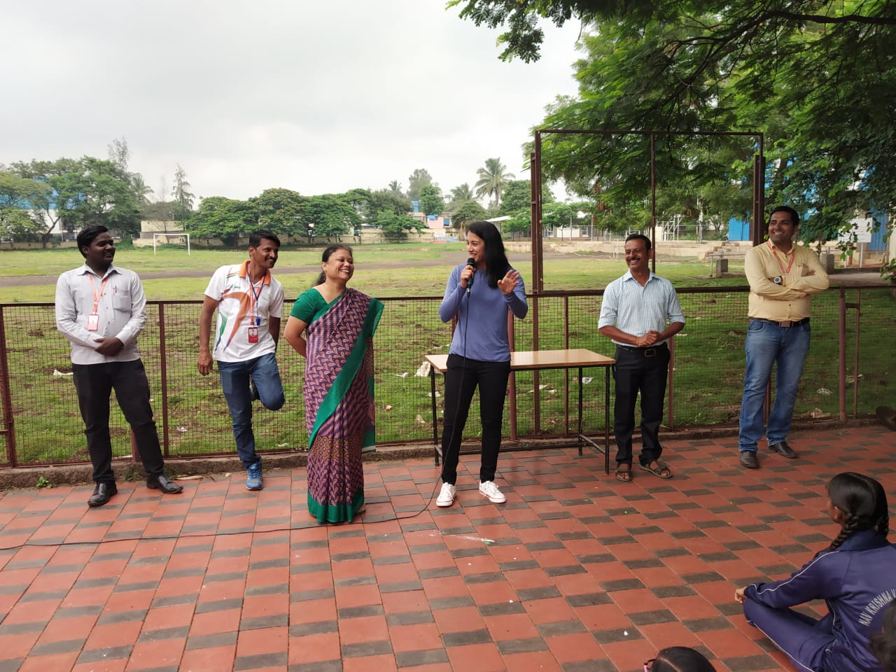 Smriti Manadhana Visited School